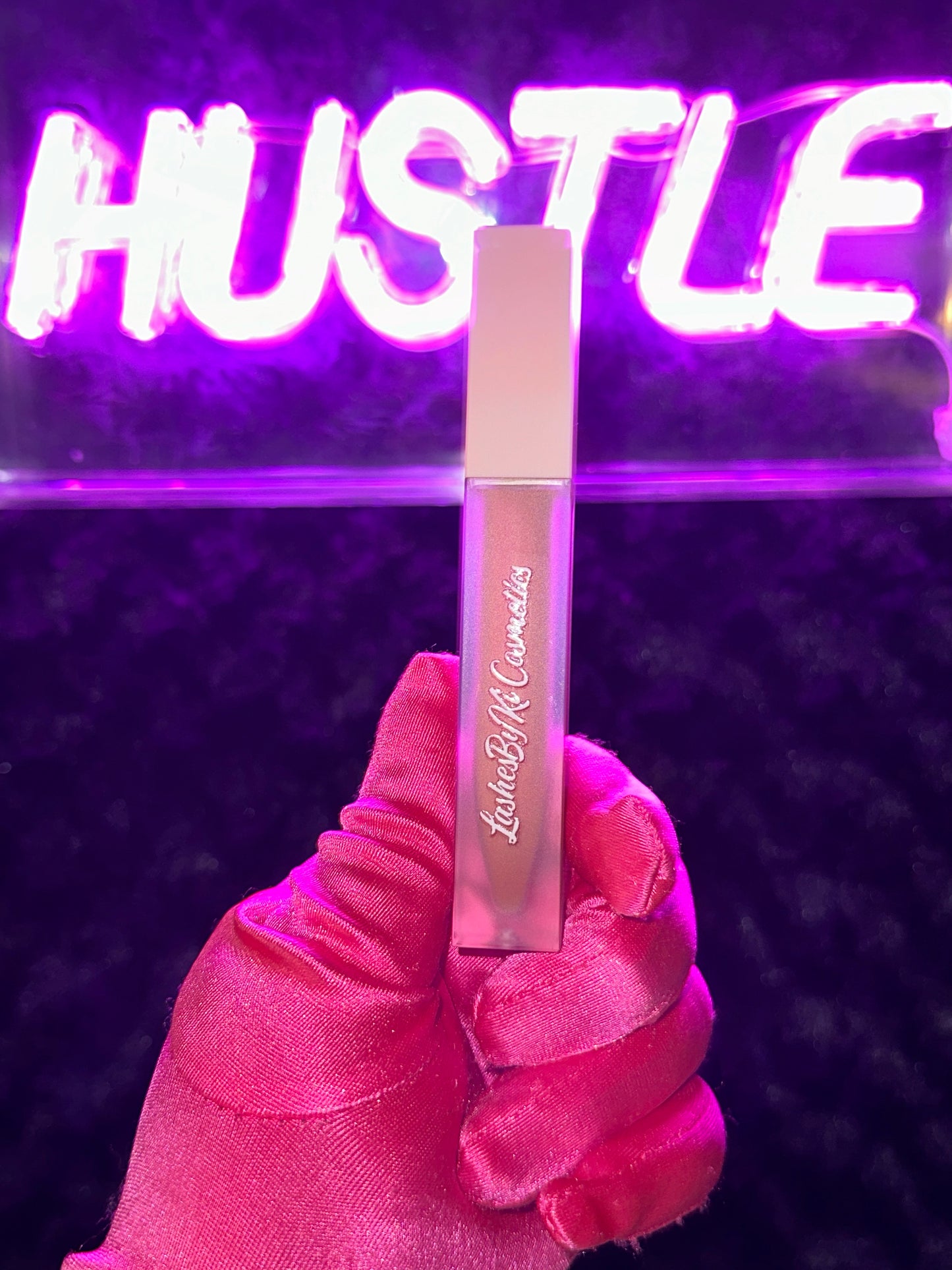 Skin cream gloss