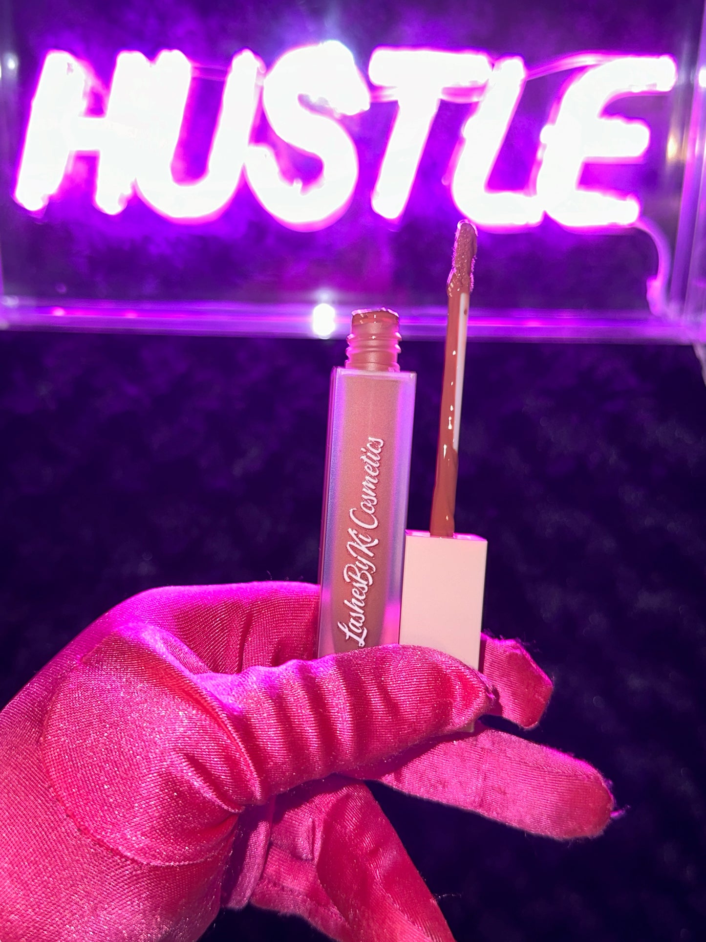 Skin cream gloss