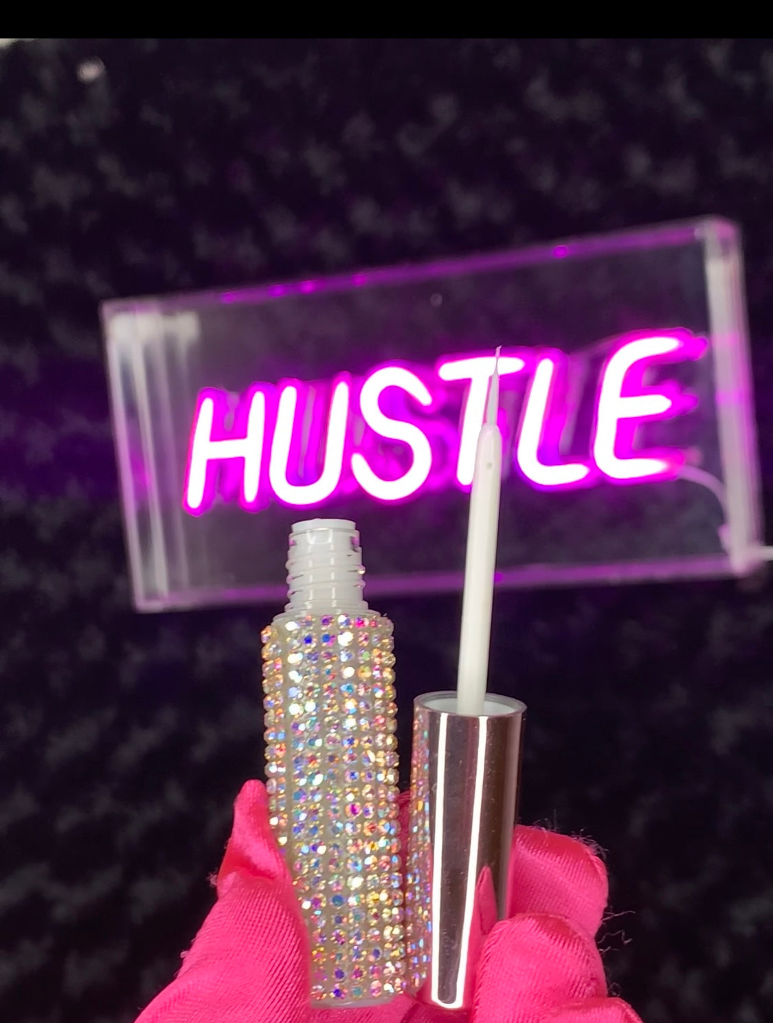 EVERYTHING GLUE